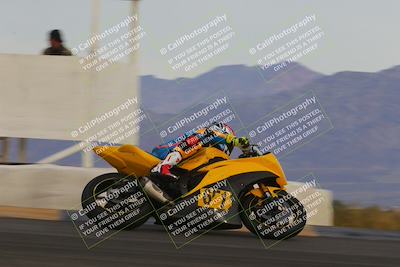 media/Dec-17-2022-SoCal Trackdays (Sat) [[224abd9271]]/Turn 9 Side (245pm)/